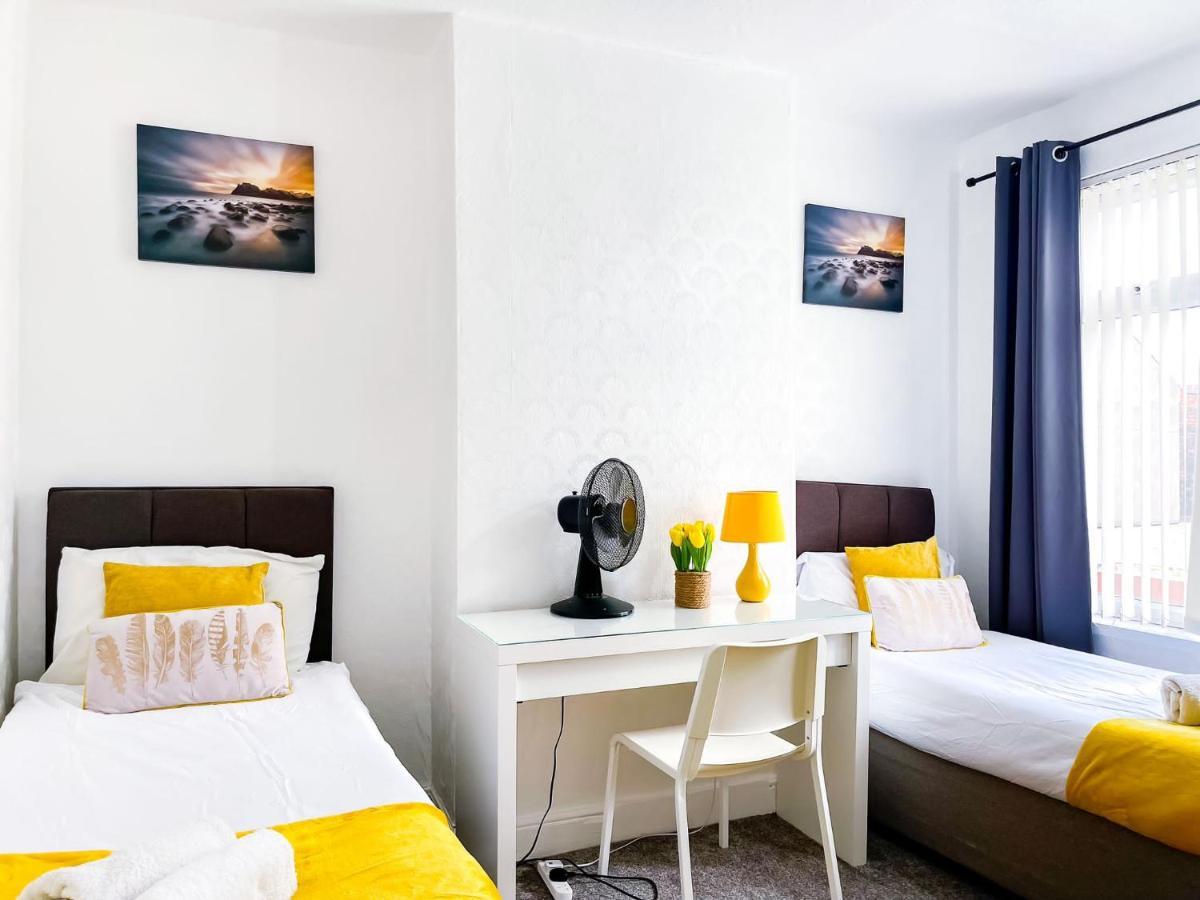 Beautiful 2 Bedroom House - Free Parking - Lt House Leicester Luaran gambar